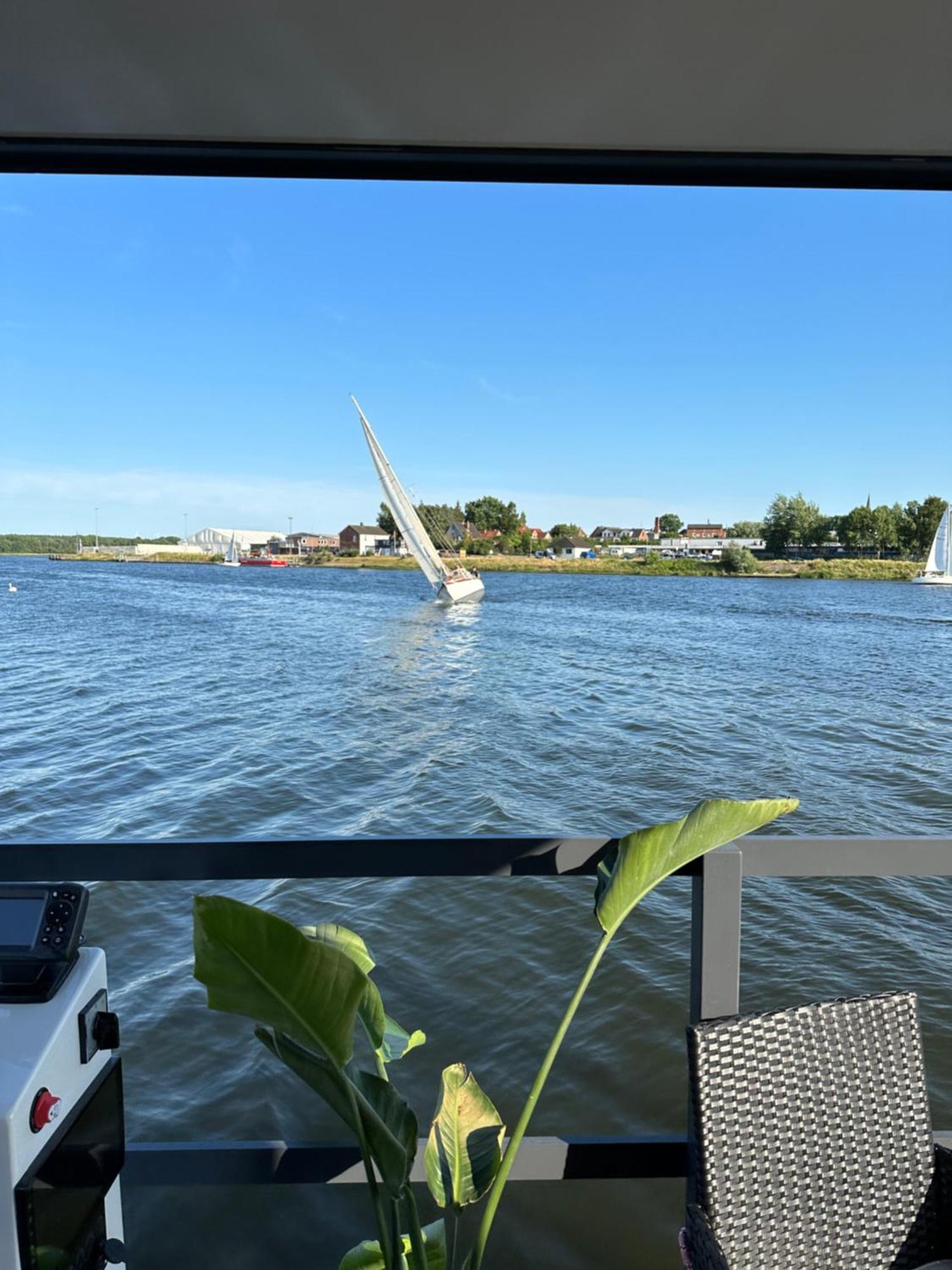 Apartamento Premium Hausboot Trave Traum Lubeca Exterior foto